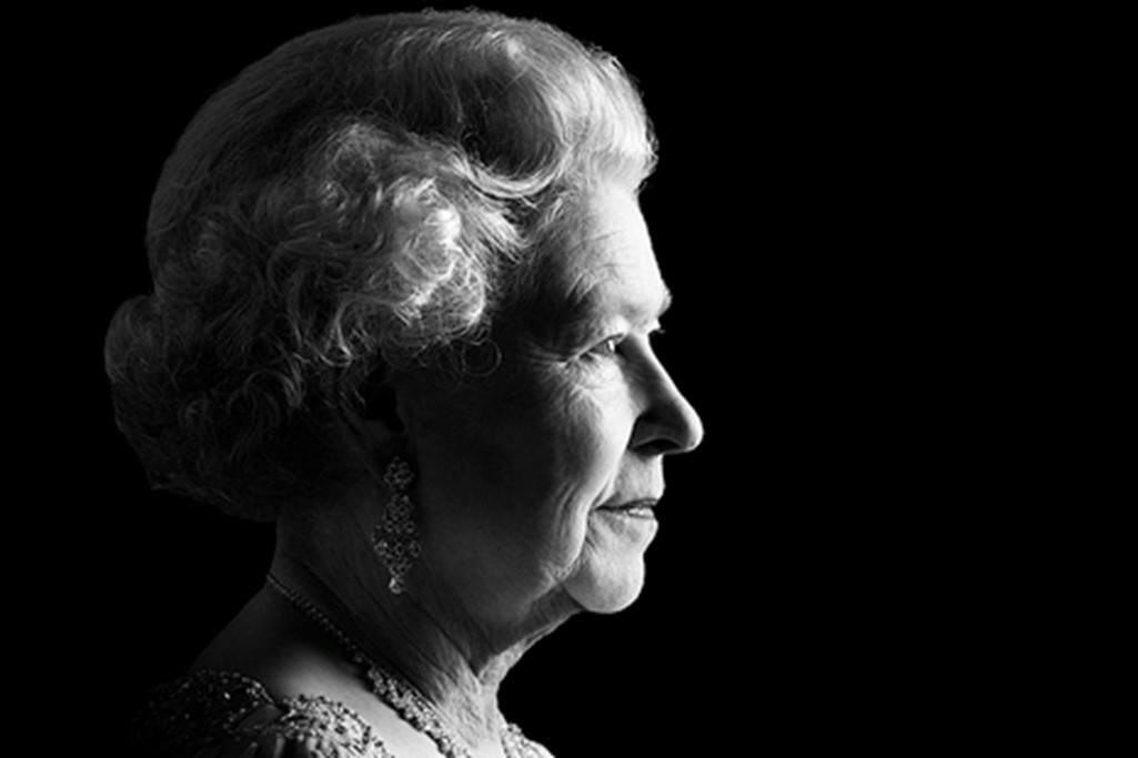 Head Picture of Queen Elizabeth II