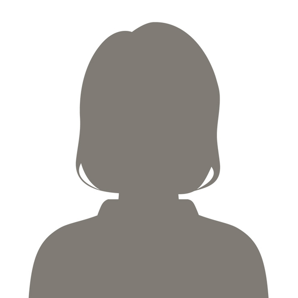 Dr Jacqueline E M McIvor